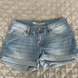 Old Navy Boyfriend Denim Short Size 2